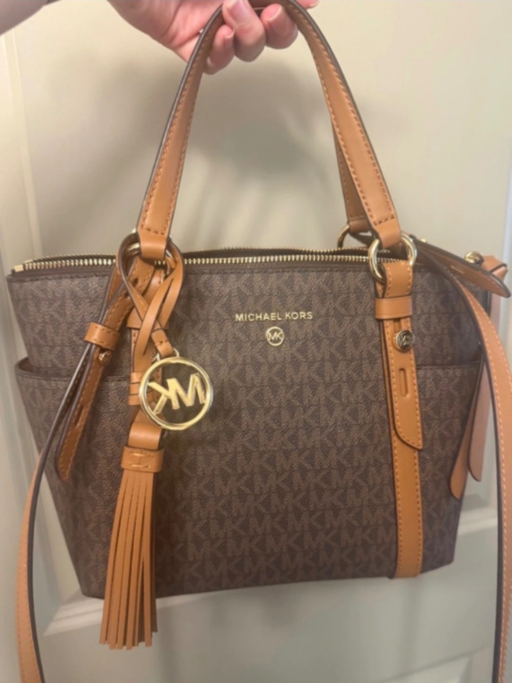 Michael Kors Sullivan Small Logo Top-Zip Tote